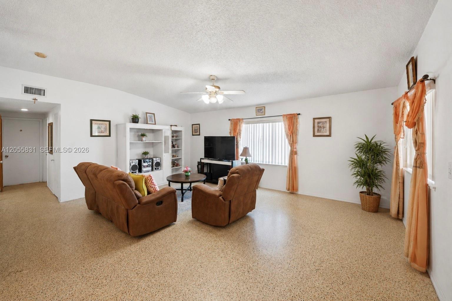 1869 NE 181st St, North Miami Beach FL 33162 photo 5