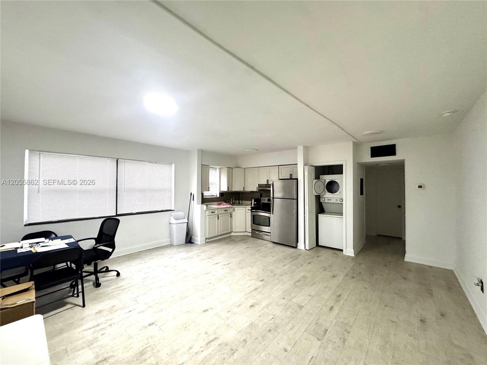 1525 NE 135th St # 4, North Miami FL 33161 photo 2