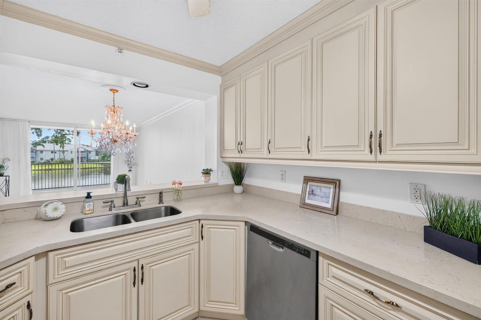 9551 Weldon Circle # E212, Tamarac FL 33321 photo 4