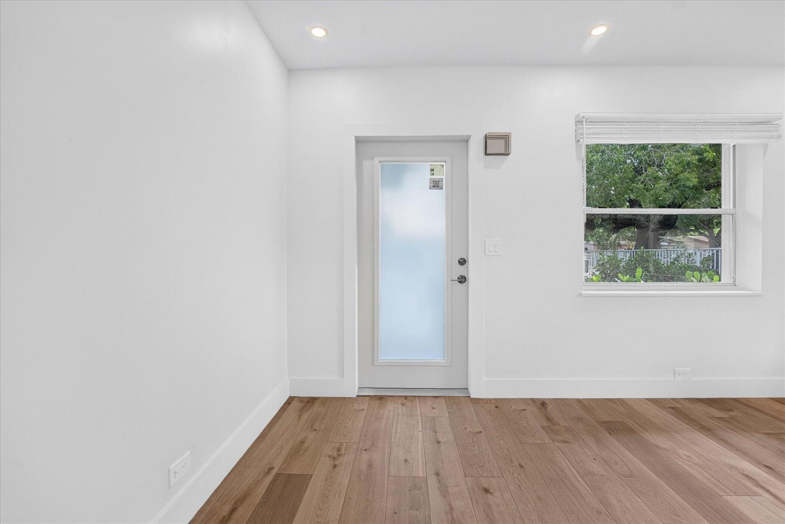 1645 NW 121ST Street, North Miami FL 33167 photo 3