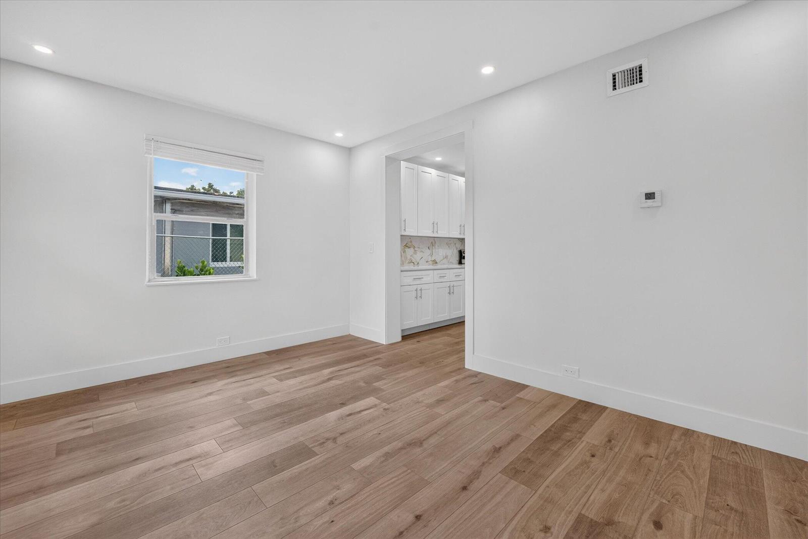1645 NW 121ST Street, North Miami FL 33167 photo 5