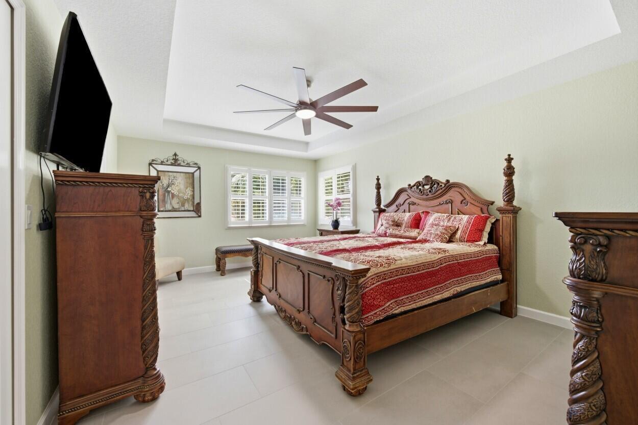 8212 Calterra Drive, Palm Beach Gardens FL 33418 photo 3