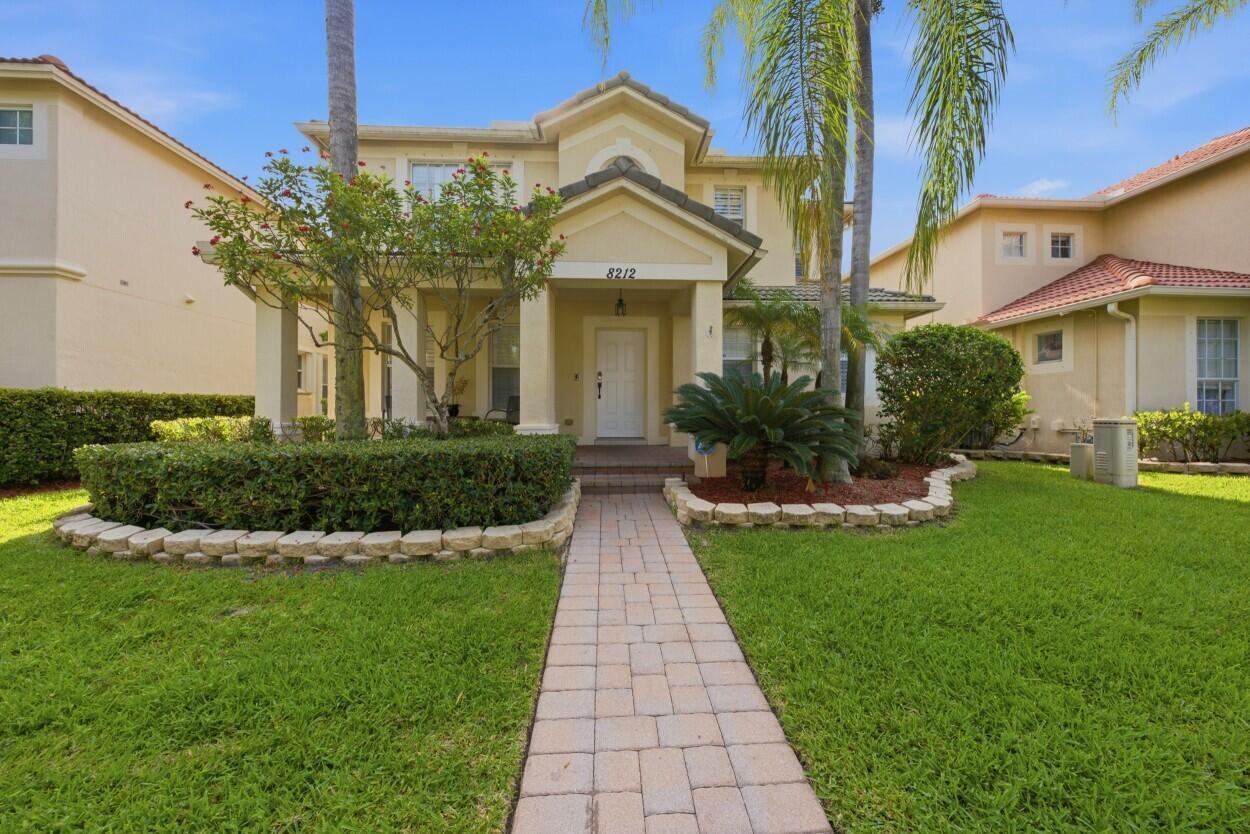 8212 Calterra Drive, Palm Beach Gardens FL 33418