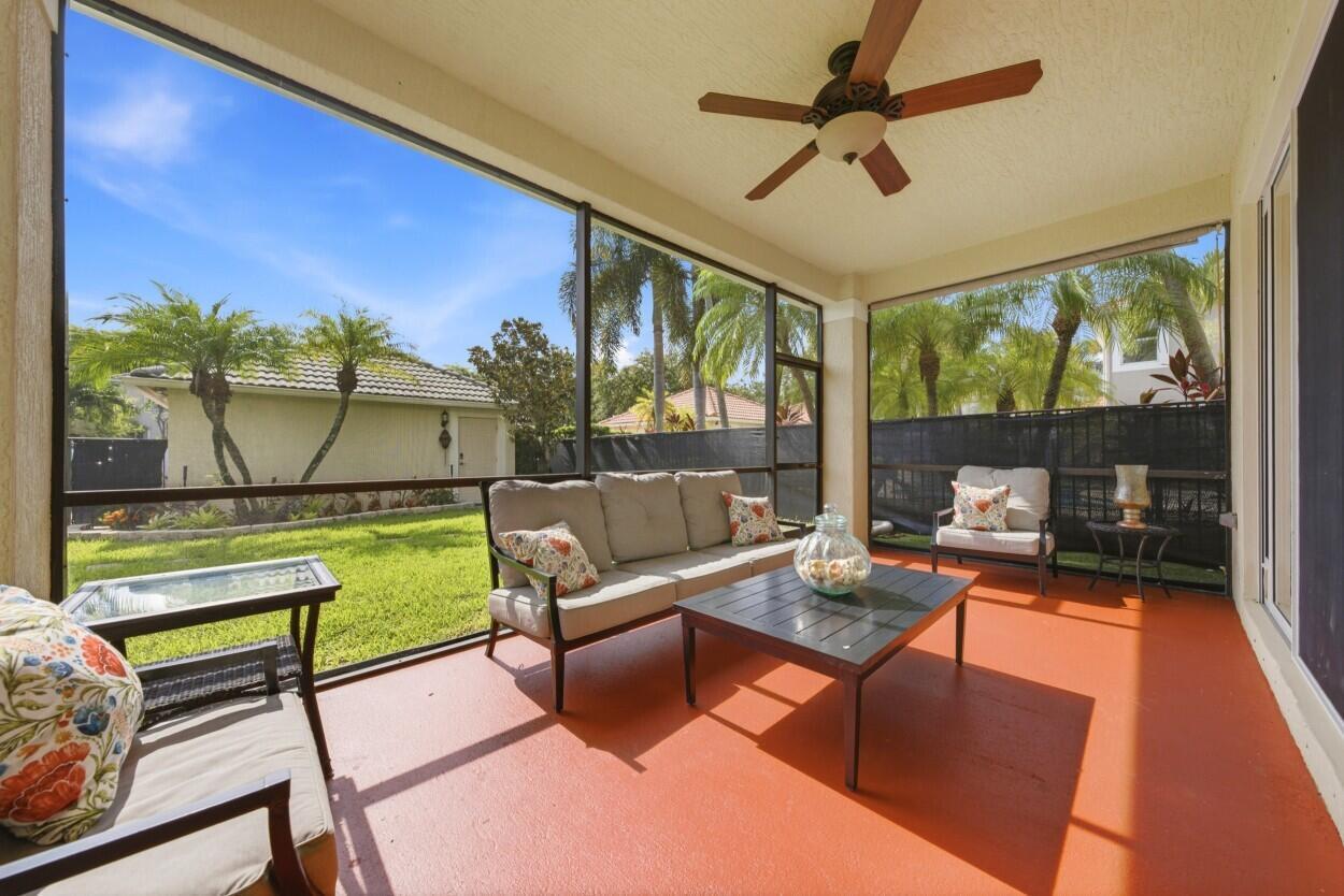 8212 Calterra Drive, Palm Beach Gardens FL 33418 photo 4