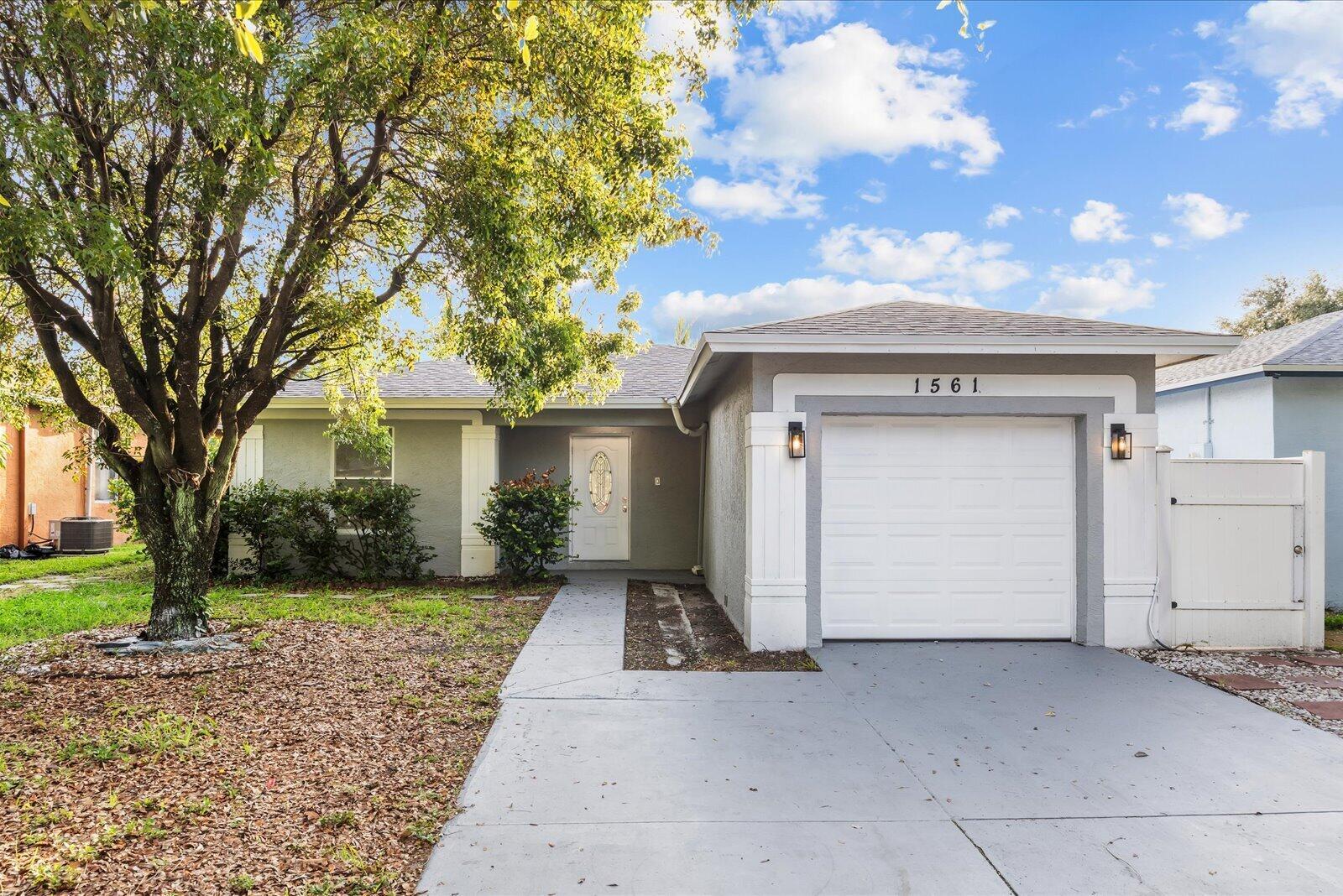 1561 NW 7TH Lane, Pompano Beach FL 33060 photo 3