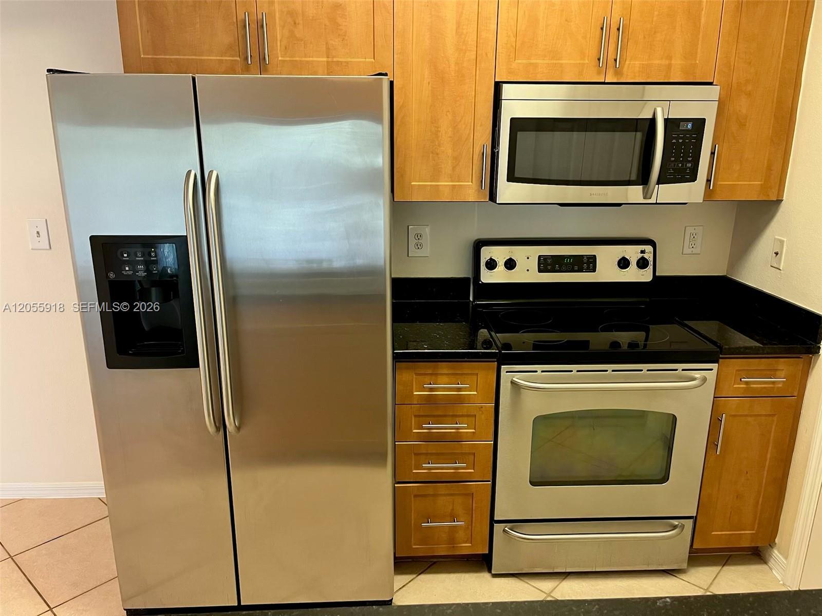 6492 Emerald Dunes Dr # 307, West Palm Beach FL 33411 photo 3
