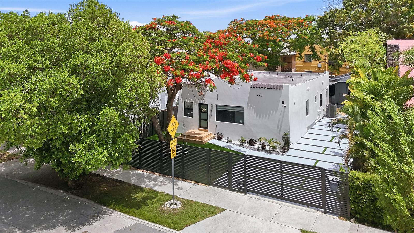 2239 SW 10TH Street, Miami FL 33135 photo 3