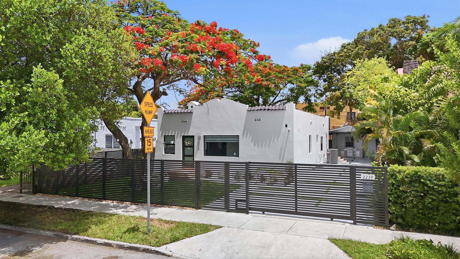 2239 SW 10TH Street, Miami FL 33135 photo 4