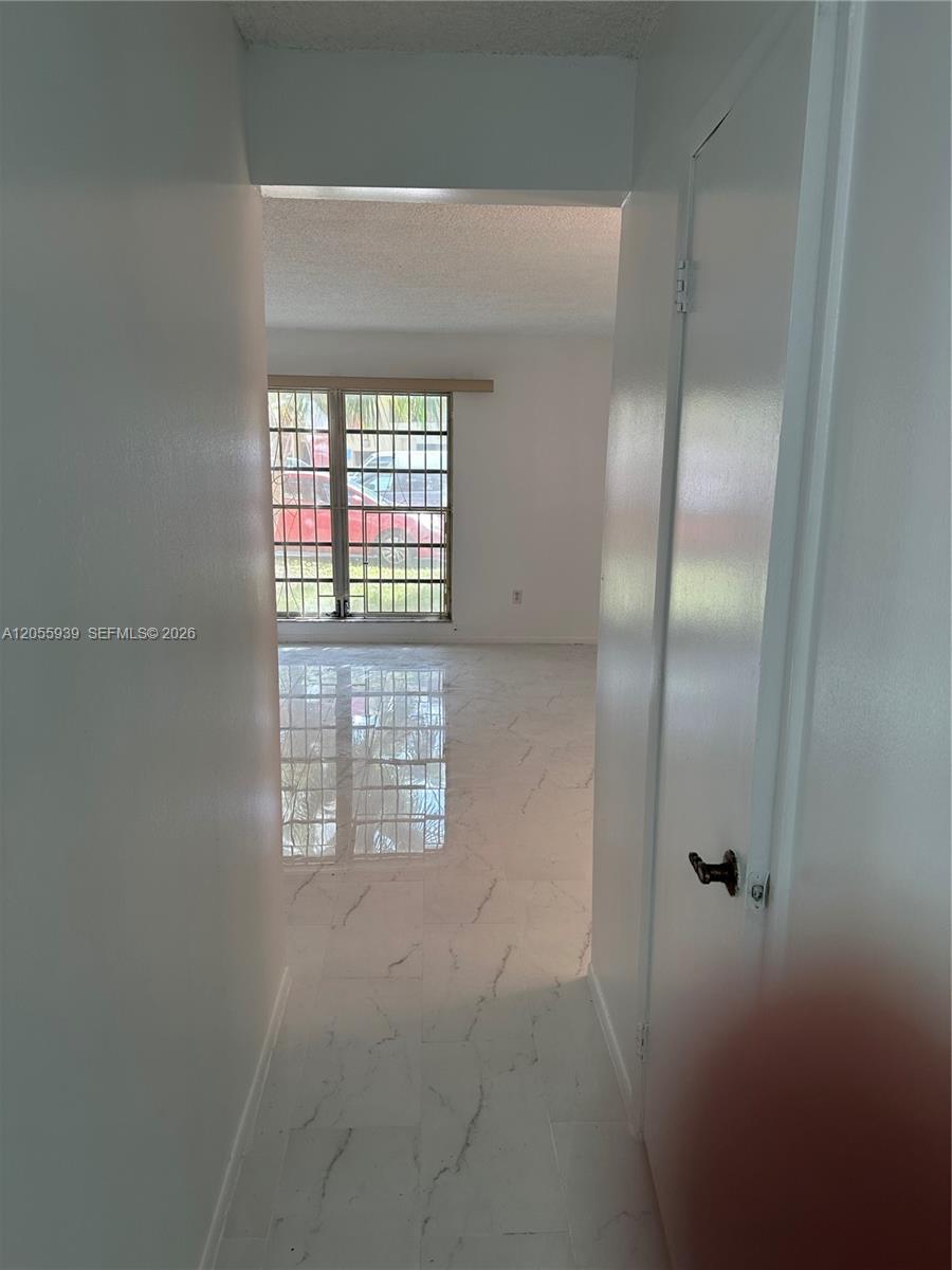 9270 Fontainebleau Blvd # 104, Miami FL 33172 photo 3