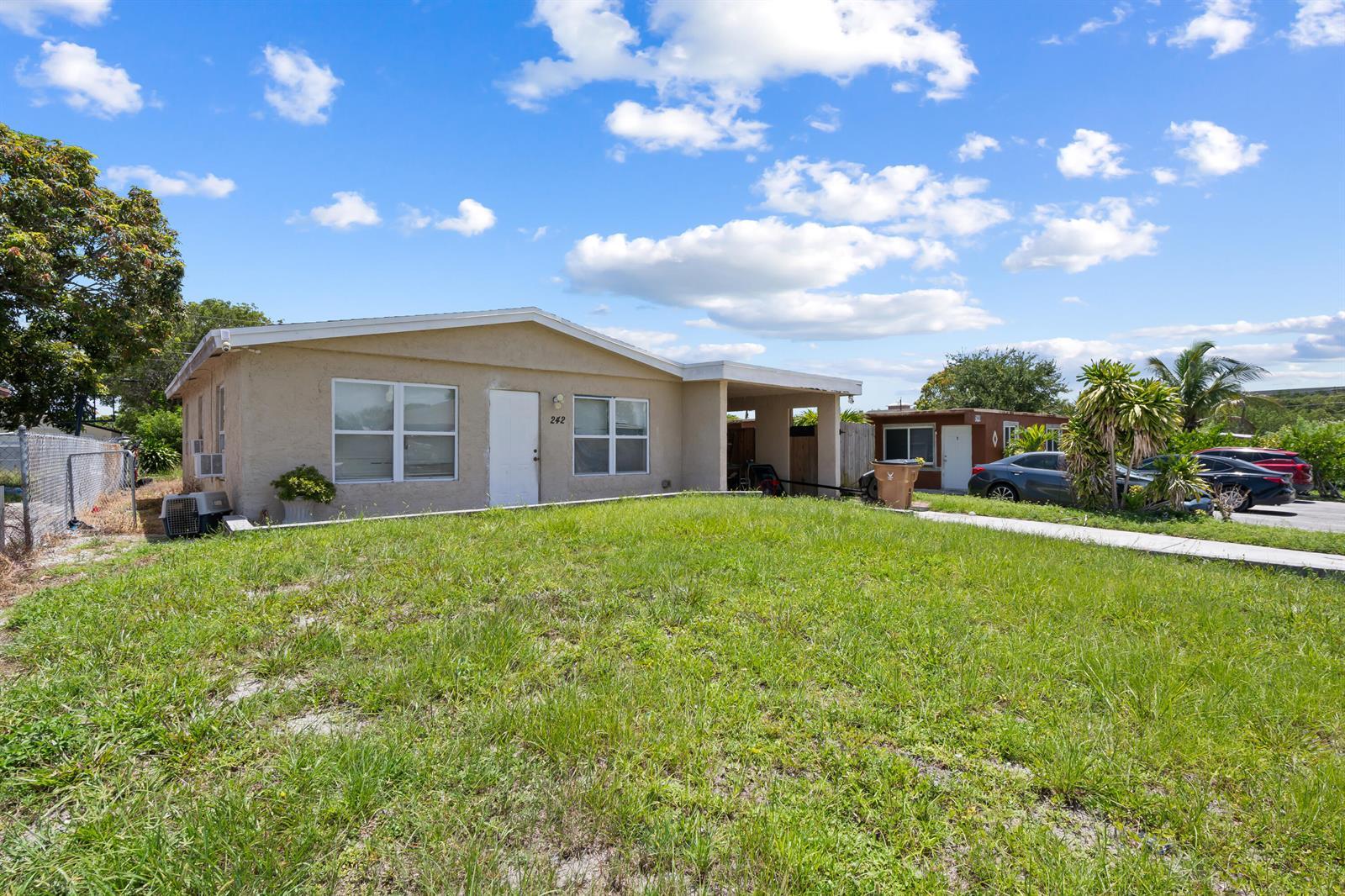 242 SW 3RD Street, Deerfield Beach FL 33441 photo 2