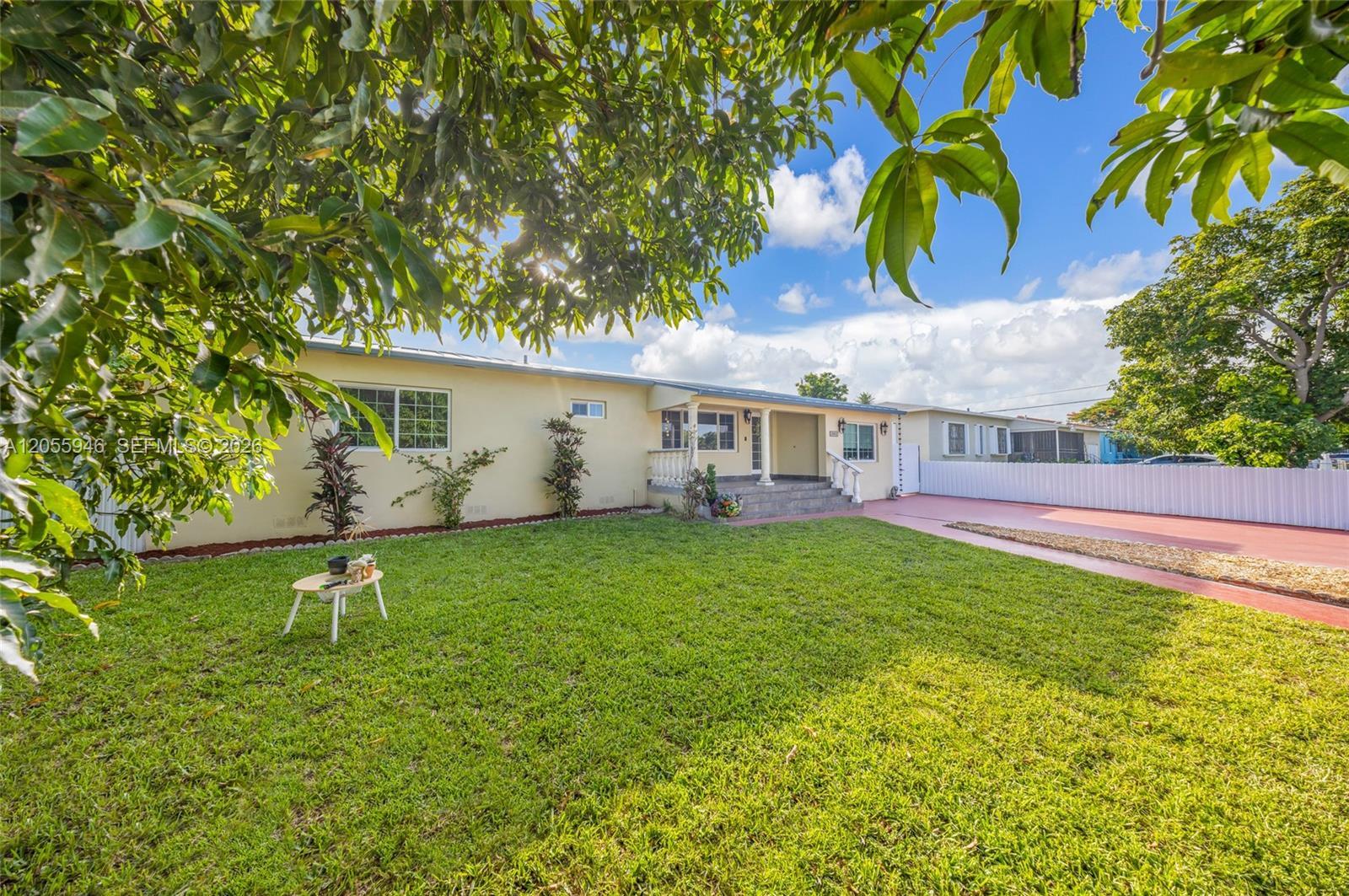 5862 W 2nd Ct, Hialeah FL 33012 photo 2