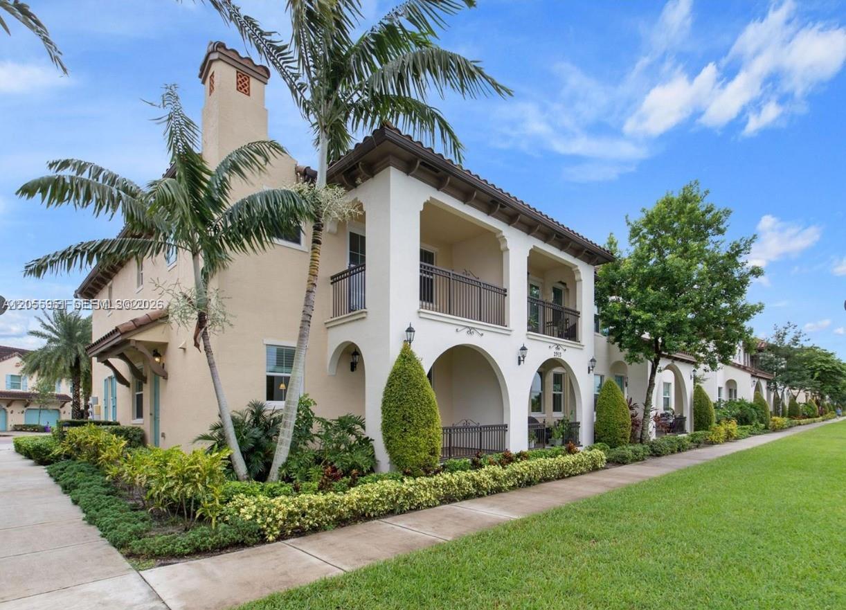 2955 Tortola Way, Cooper City FL 33024