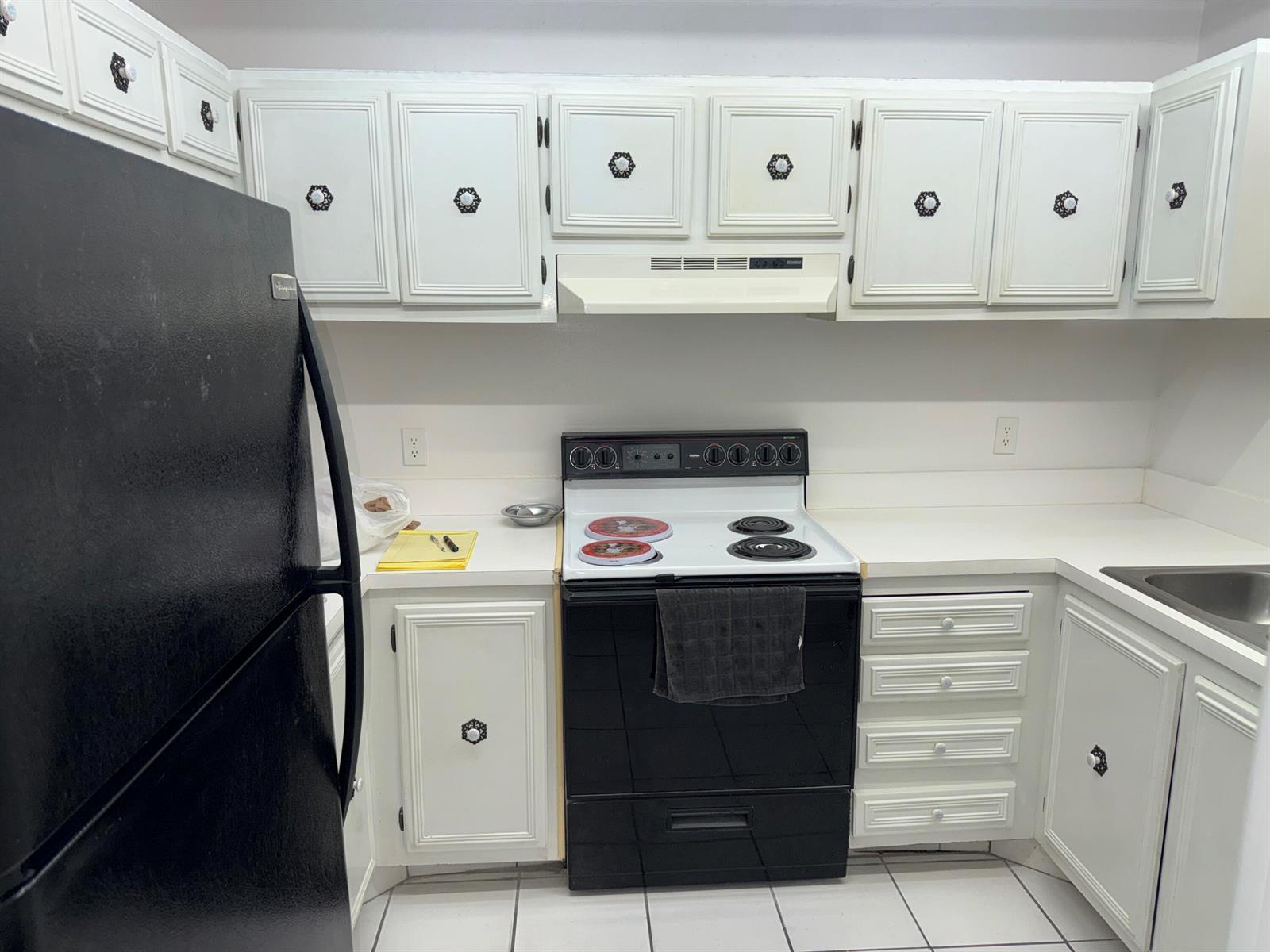 9450 LIVE OAK Place # 306, Davie FL 33324