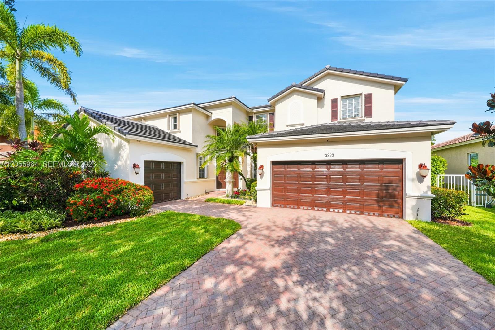 3933 E Hibiscus St, Weston FL 33332
