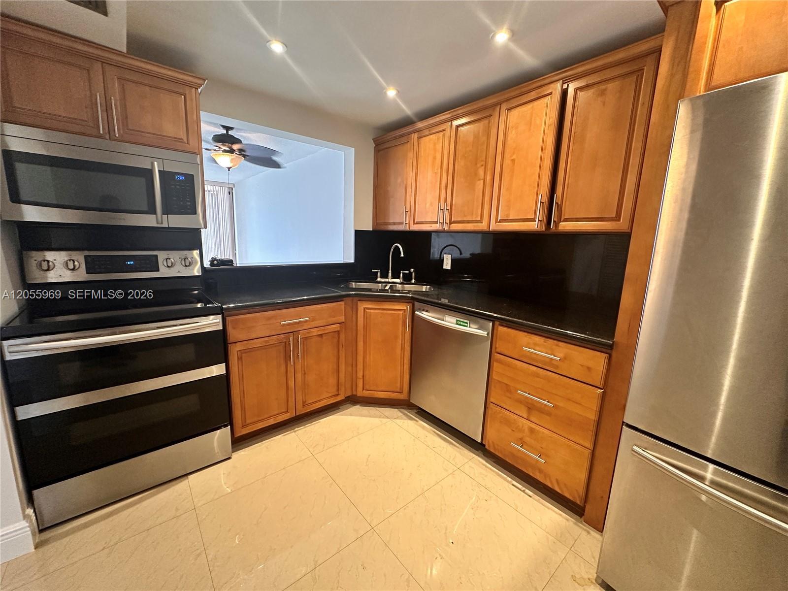 10425 SW 112th Ave # 312, Miami FL 33176 photo 4
