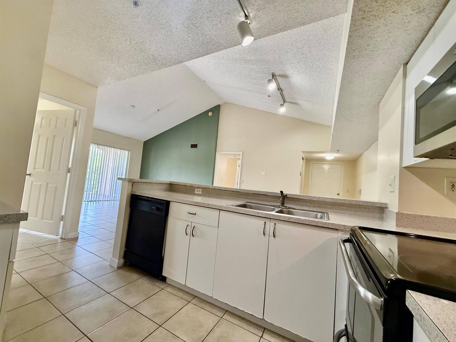 3840 Lyons Road # 305, Coconut Creek FL 33073 photo 5
