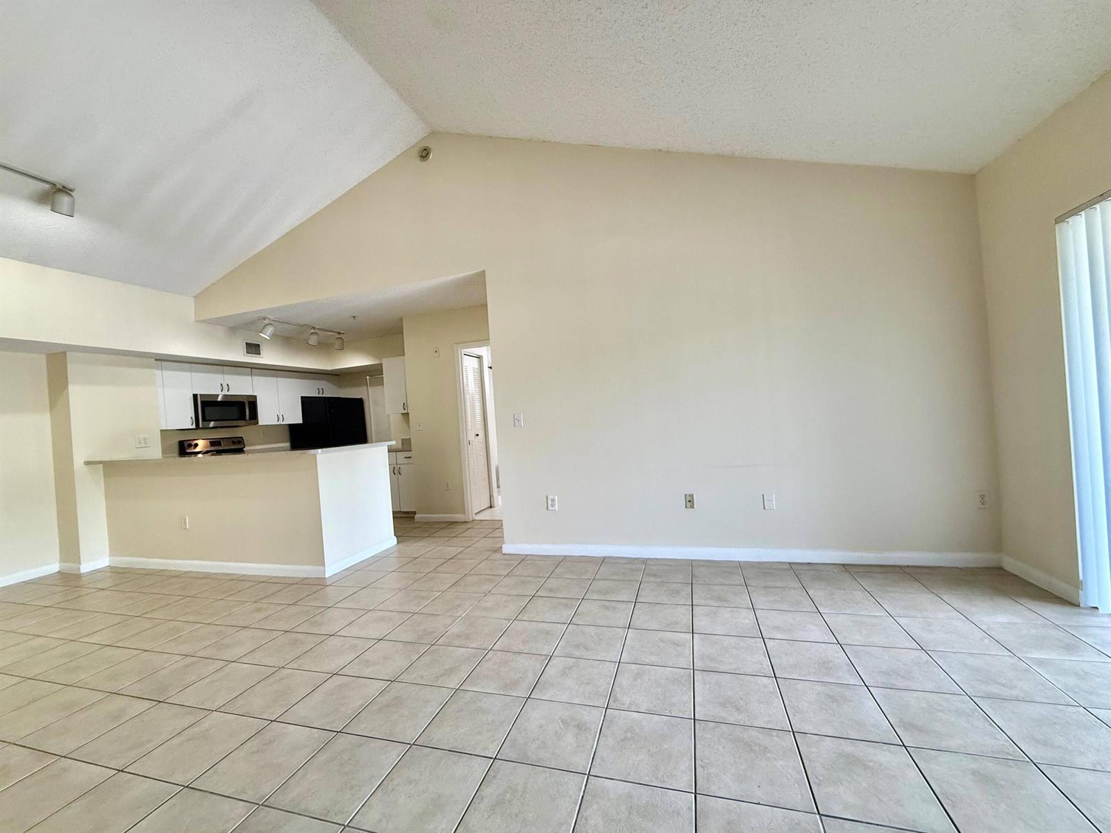 3840 Lyons Road # 305, Coconut Creek FL 33073 photo 4