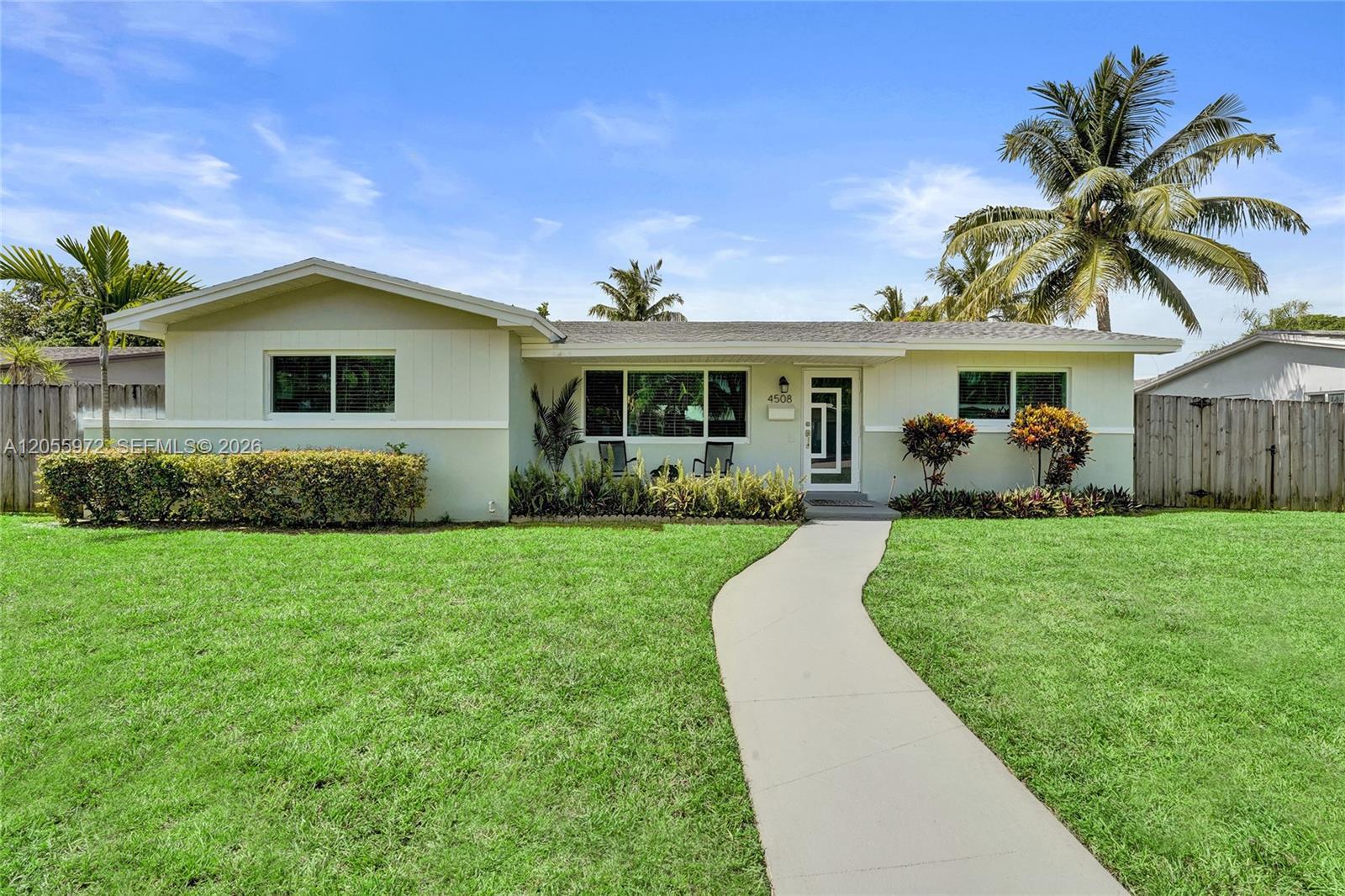 4508 Van Buren St, Hollywood FL 33021 photo 2