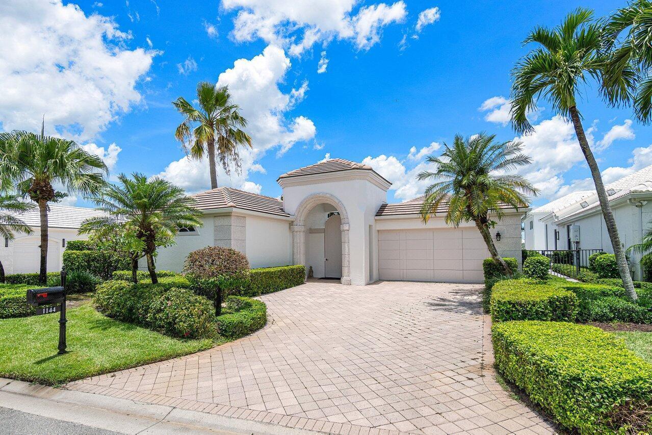 1144 Crystal Drive, Palm Beach Gardens FL 33418 photo 2