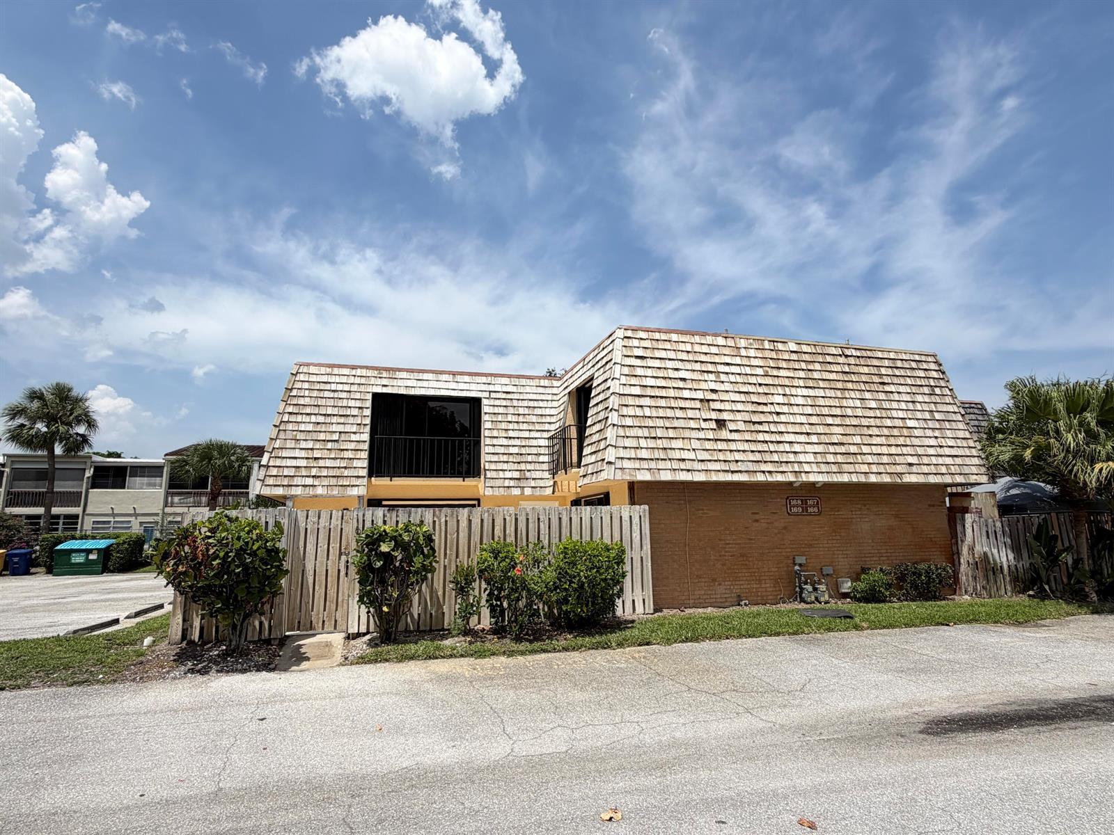 169 Lake Arbor Drive, Palm Springs FL 33461 photo 3