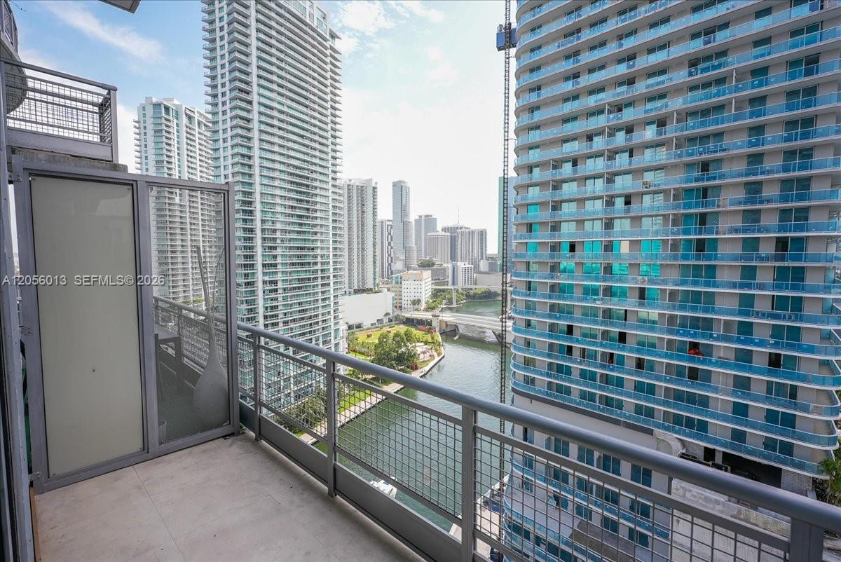 690 SW 1st Ct # 2306, Miami FL 33130