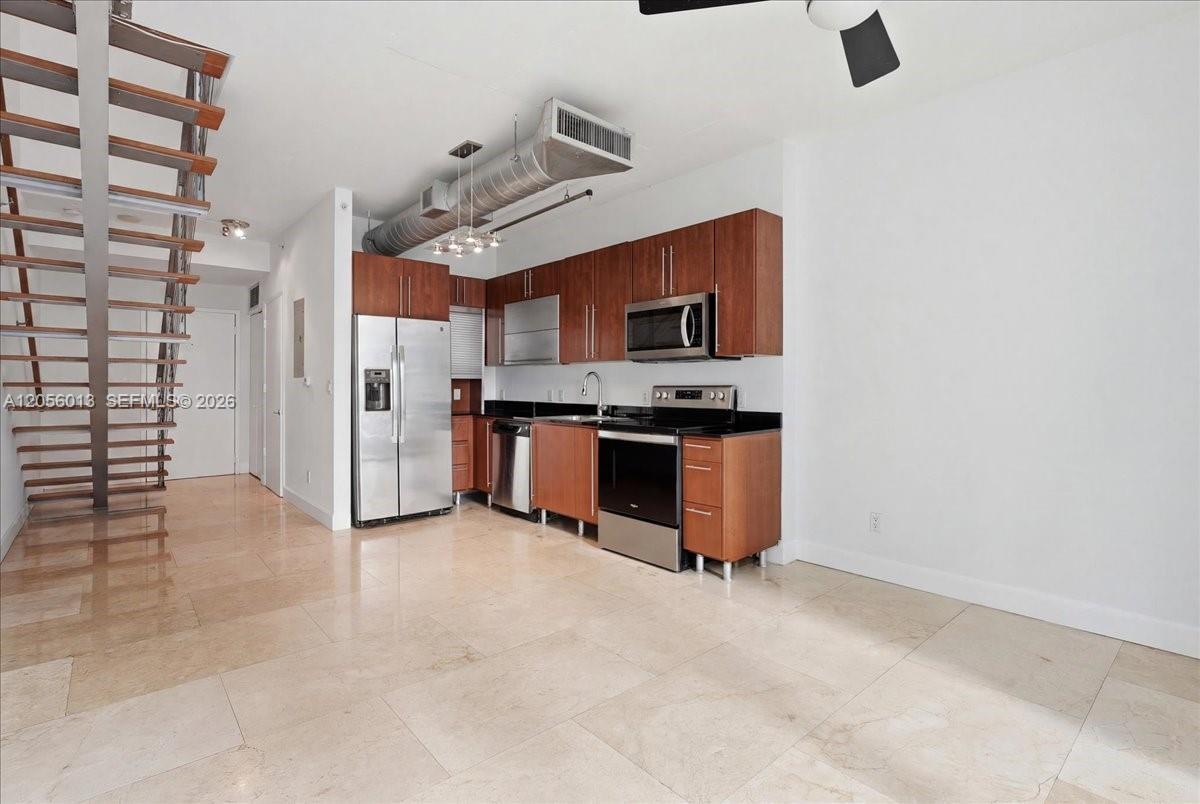 690 SW 1st Ct # 2306, Miami FL 33130 photo 5