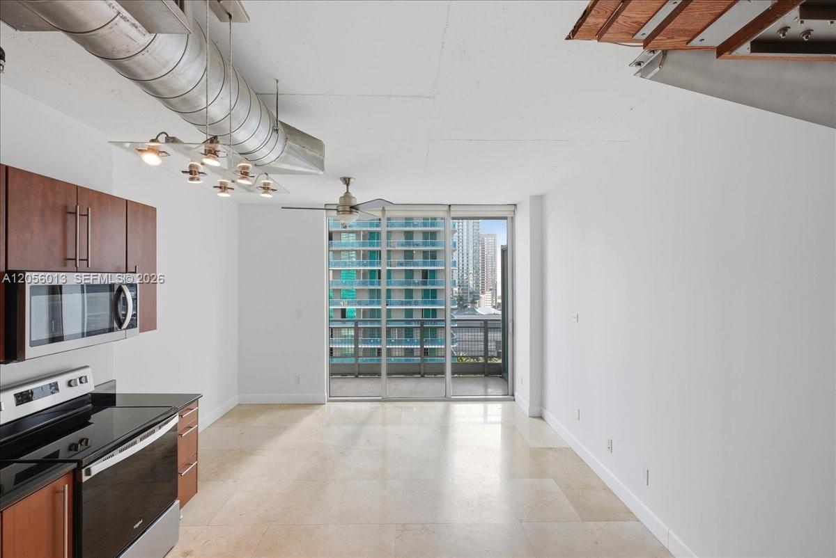 690 SW 1st Ct # 2306, Miami FL 33130 photo 4