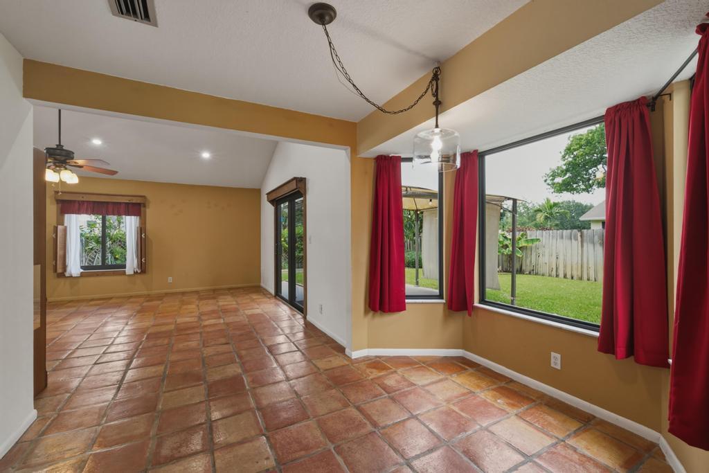 3274 NW 104TH Terrace, Sunrise FL 33351 photo 5