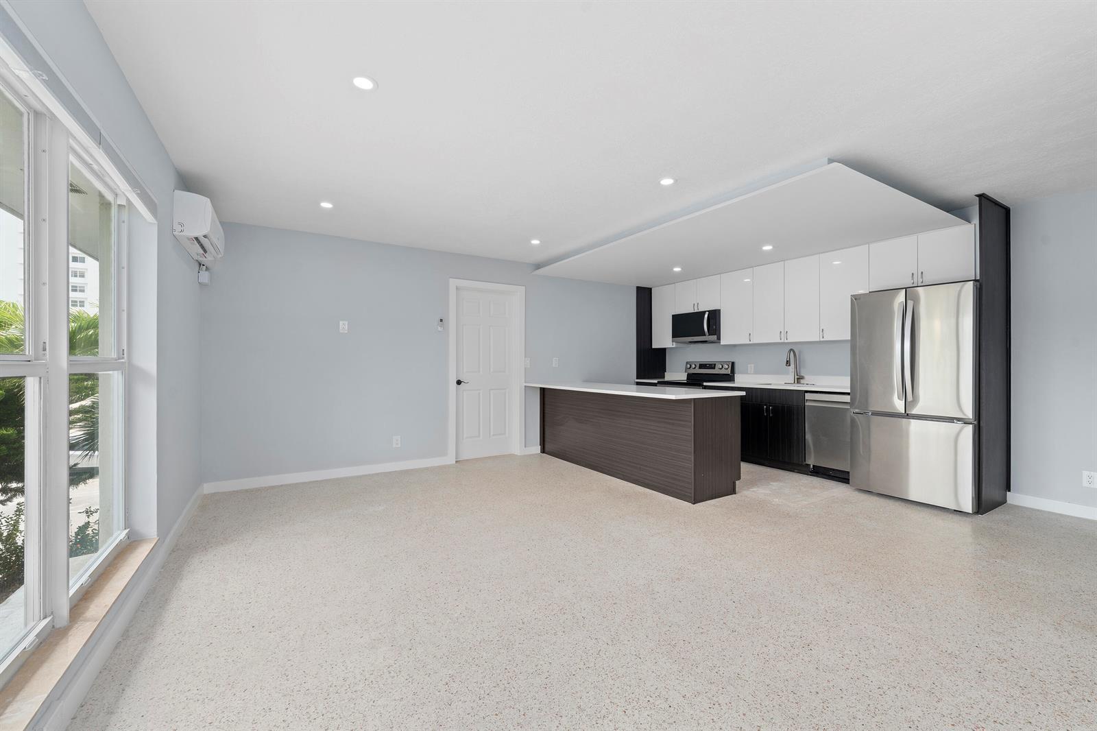 3220 NE 7TH Place # 3, Pompano Beach FL 33062