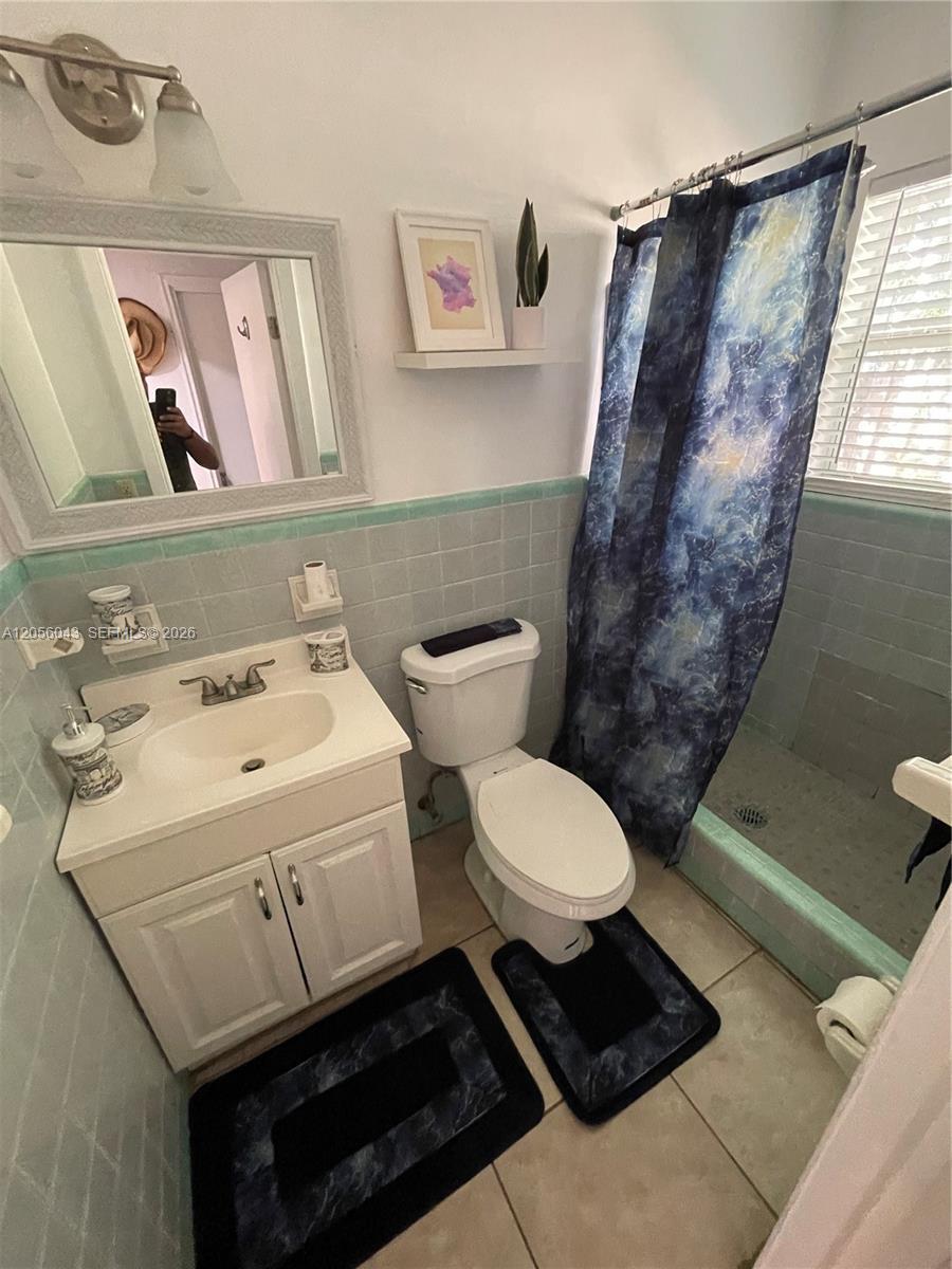 1717 NE 12th St # 5, Fort Lauderdale FL 33304 photo 5