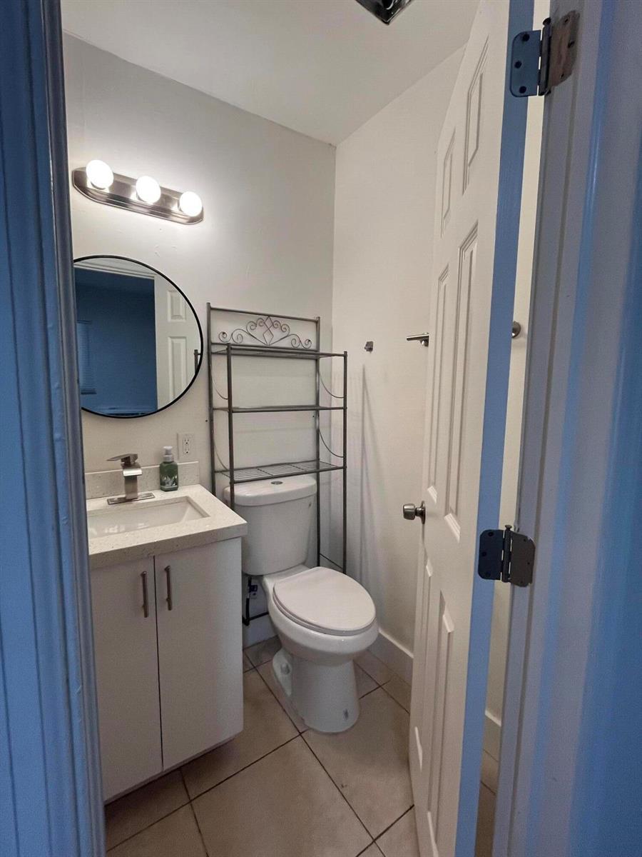 2300 NW 6th Street # 4, Fort Lauderdale FL 33311 photo 4