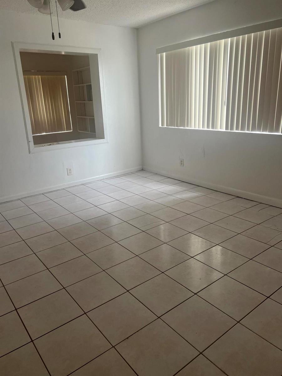 2035 RODMAN Street, Hollywood FL 33020 photo 3