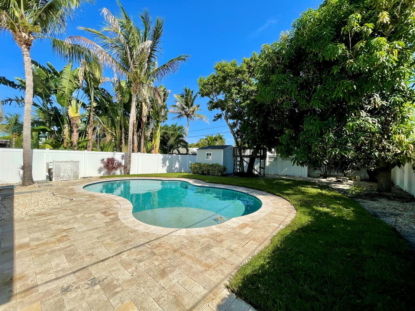 3458 Canal Court, Jupiter FL 33469 photo 2