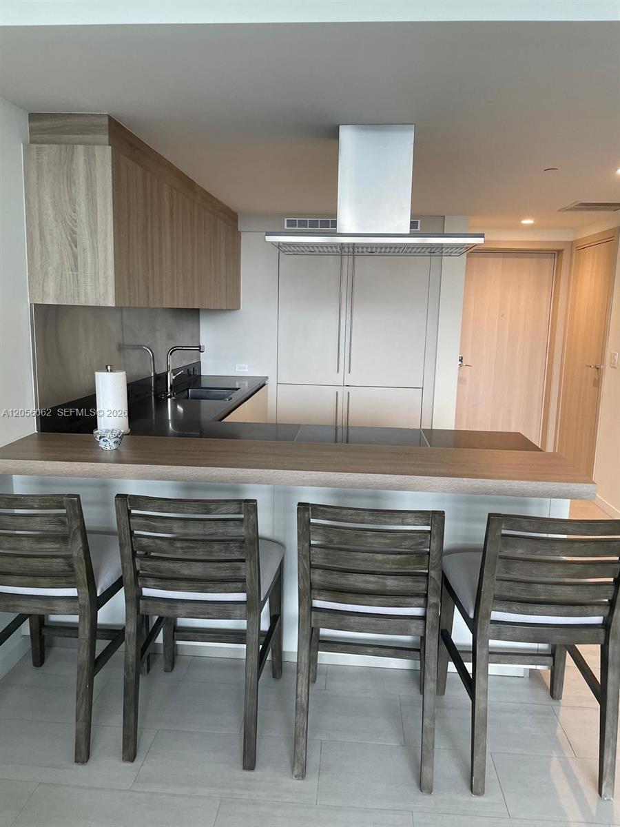 1000 Brickell Plaza # 2404, Miami FL 33131 photo 2