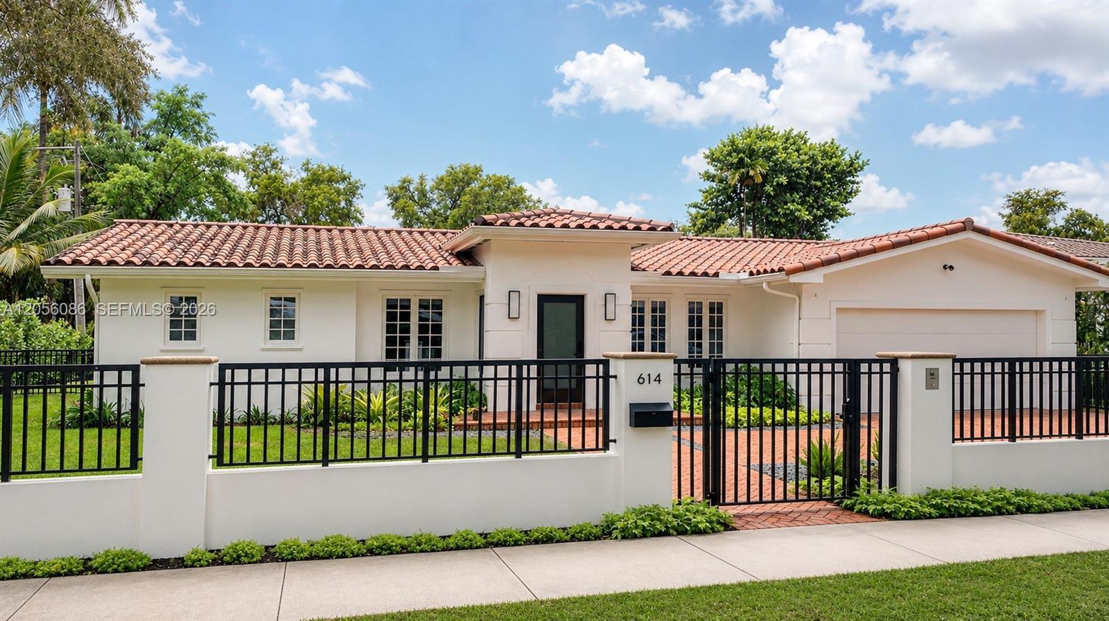 614 San Juan Dr, Coral Gables FL 33143 photo 2