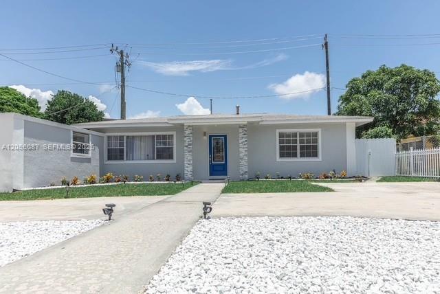 935 NE 164th St, North Miami Beach FL 33162 photo 3