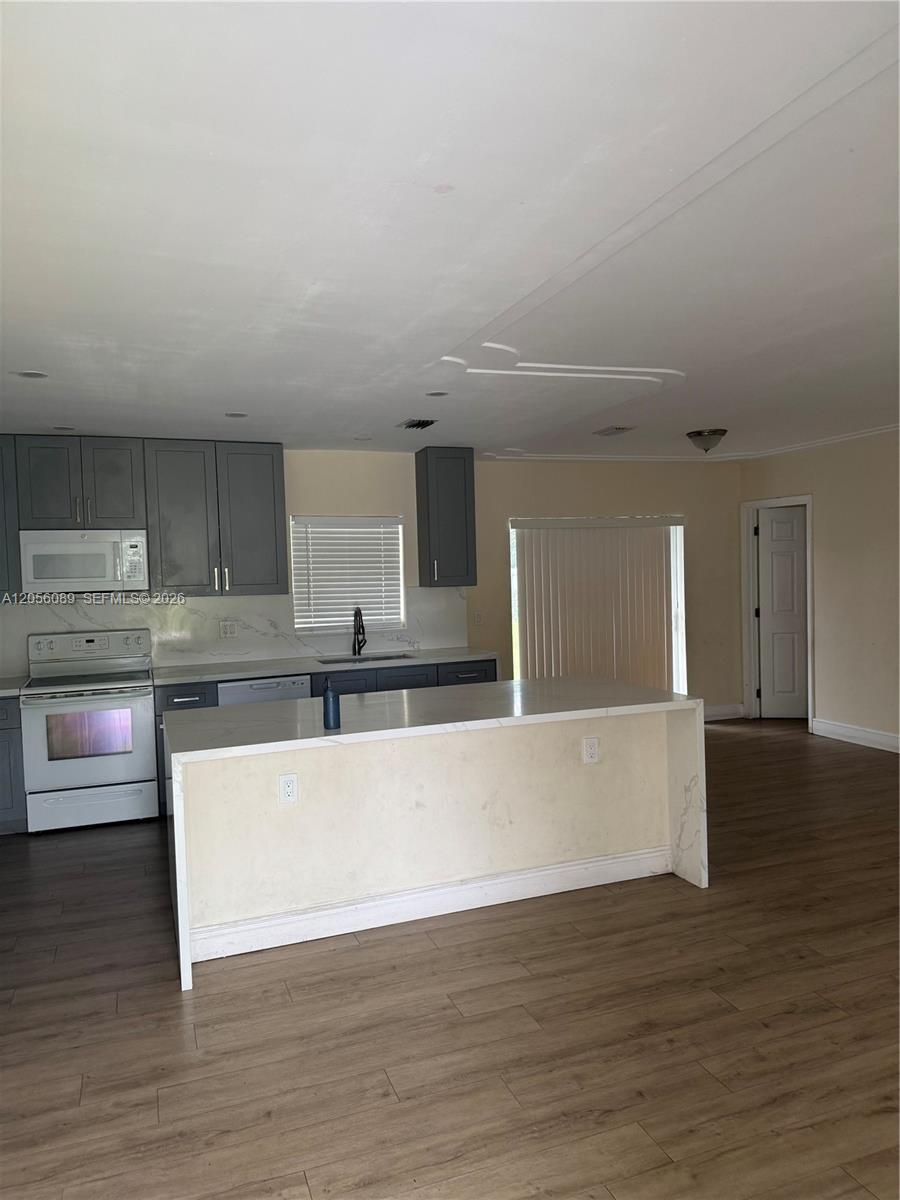 4361 NW 15th St, Lauderhill FL 33313 photo 3