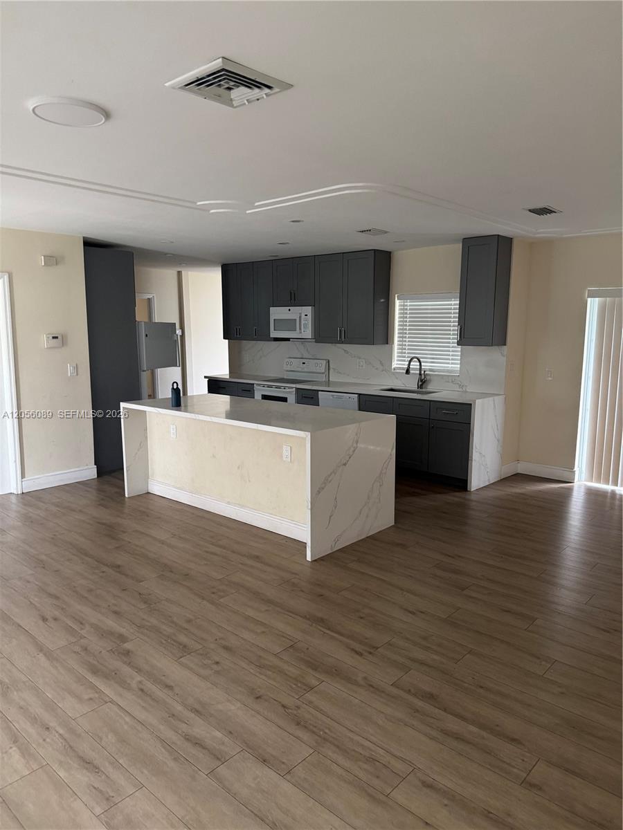 4361 NW 15th St, Lauderhill FL 33313 photo 4