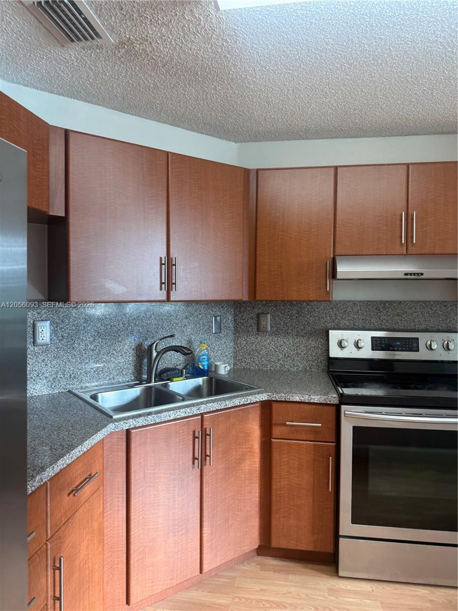 10010 Hammocks Blvd # 2, Miami FL 33196 photo 4