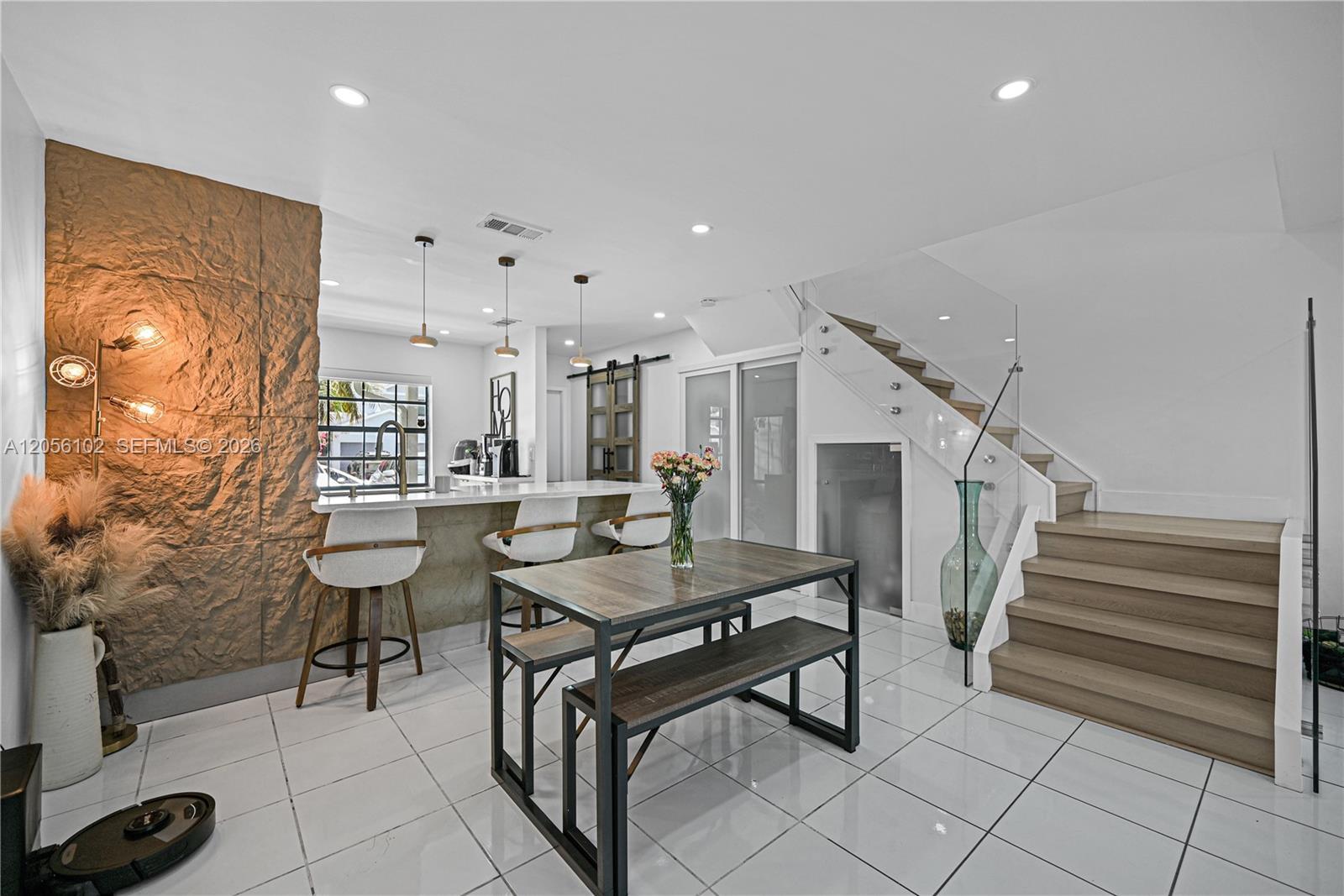10372 NW 3rd St, Pembroke Pines FL 33026 photo 4