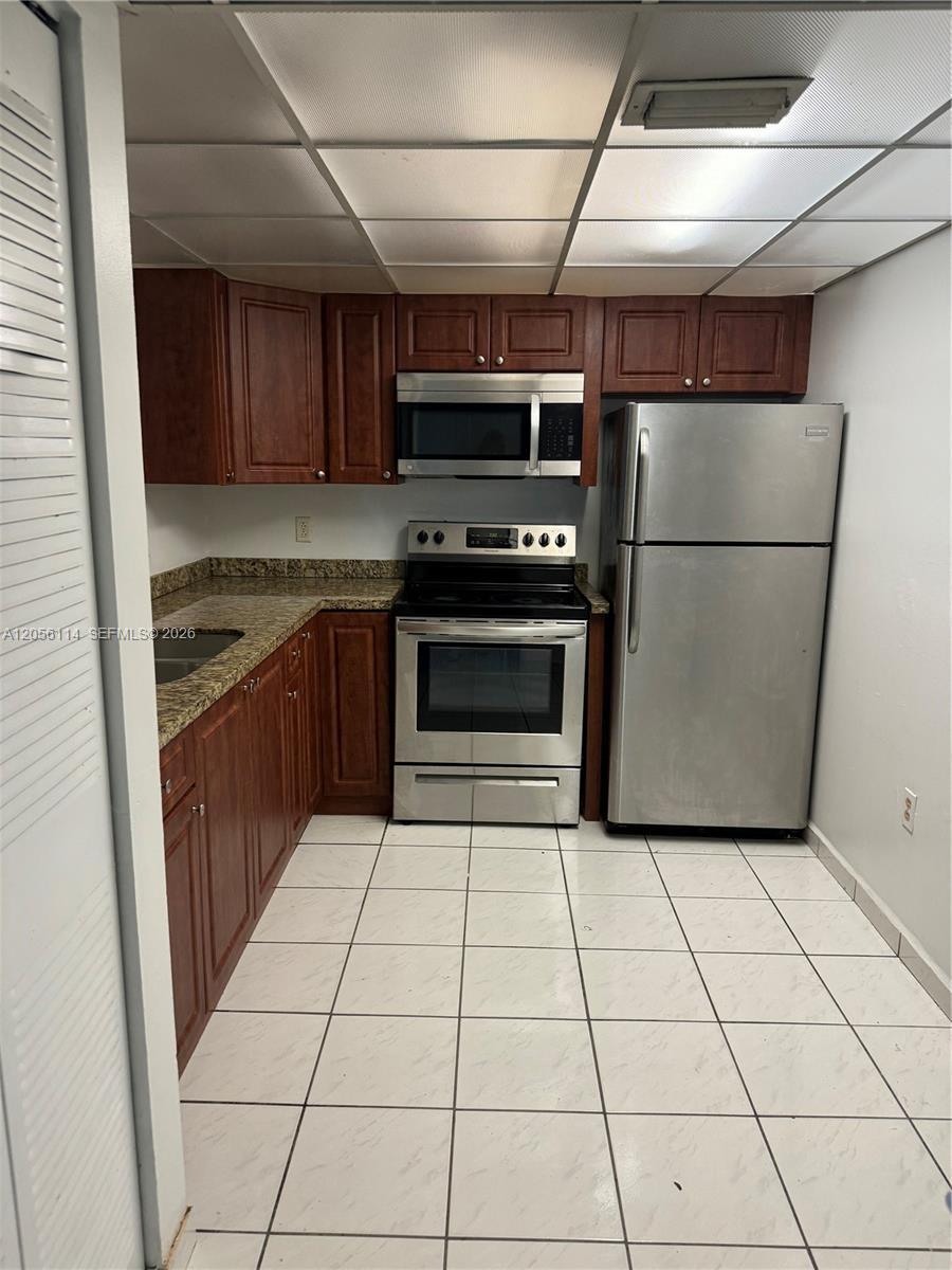 2055 SW 122nd Ave # 406, Miami FL 33175 photo 2