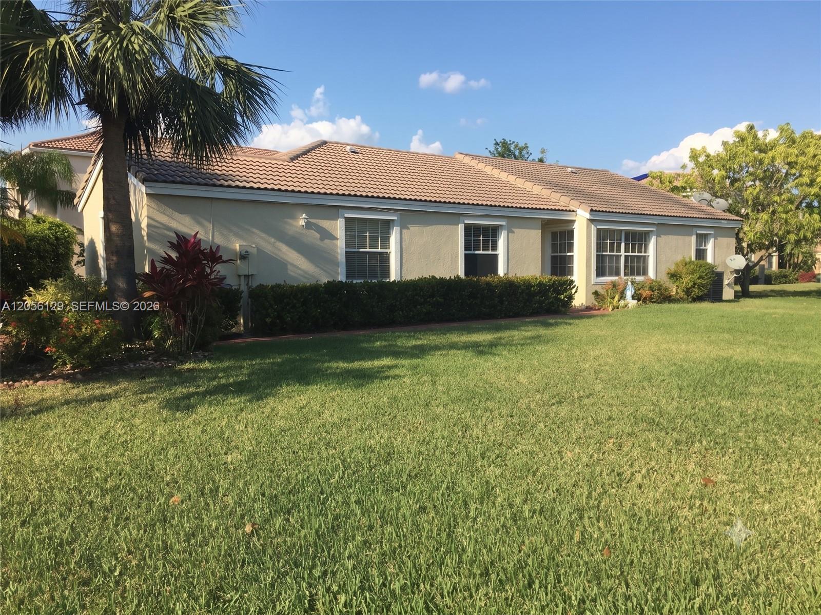 Pembroke Pines, FL 33028 photo 2