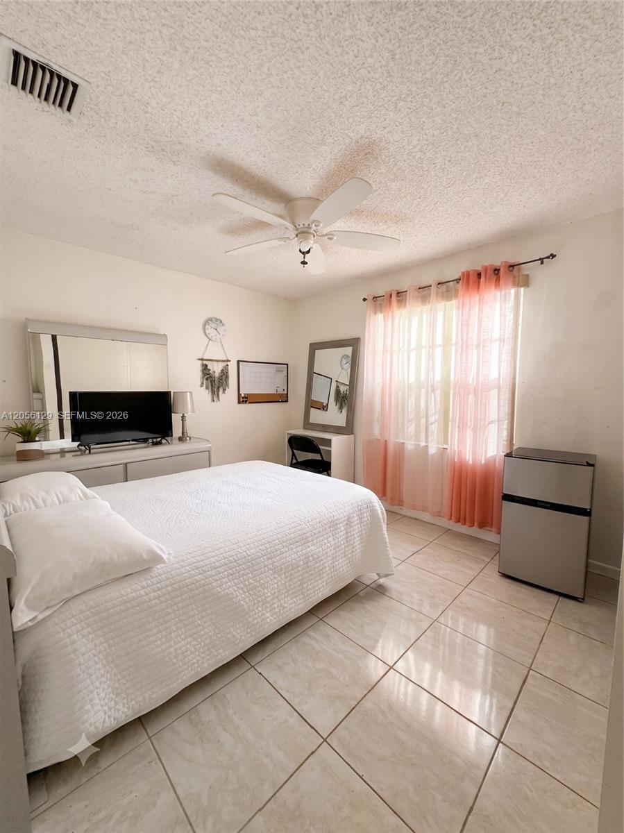 Pembroke Pines, FL 33028 photo 3
