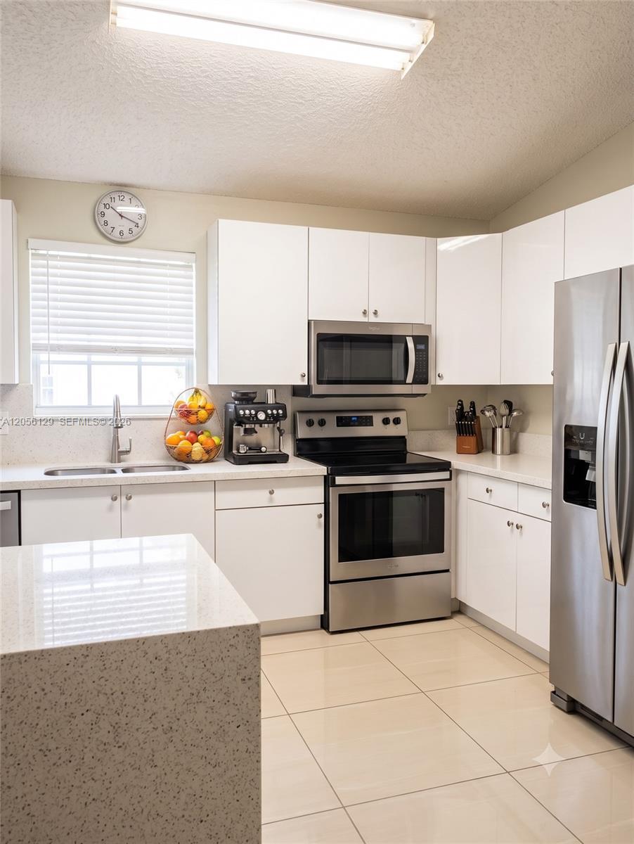 Pembroke Pines, FL 33028 photo 4