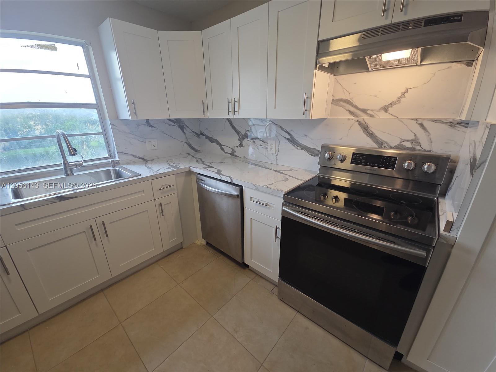 2025 NE 164th St # 309, North Miami Beach FL 33162 photo 4