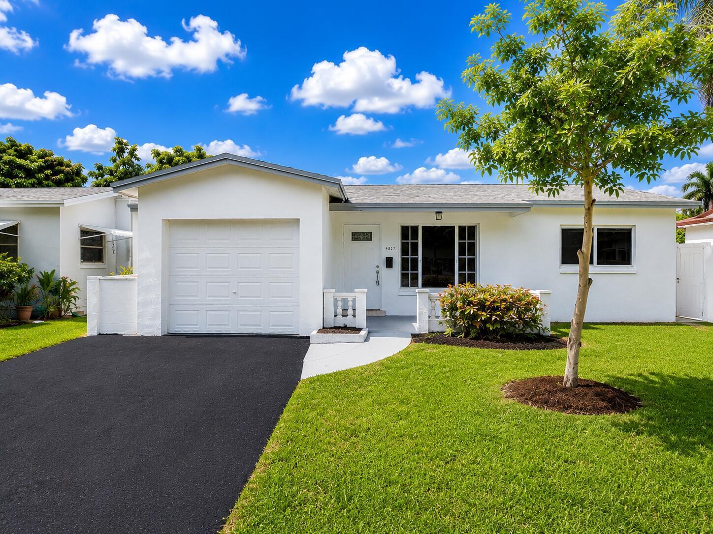 4827 NW 43RD Court, Lauderdale Lakes FL 33319 photo 2