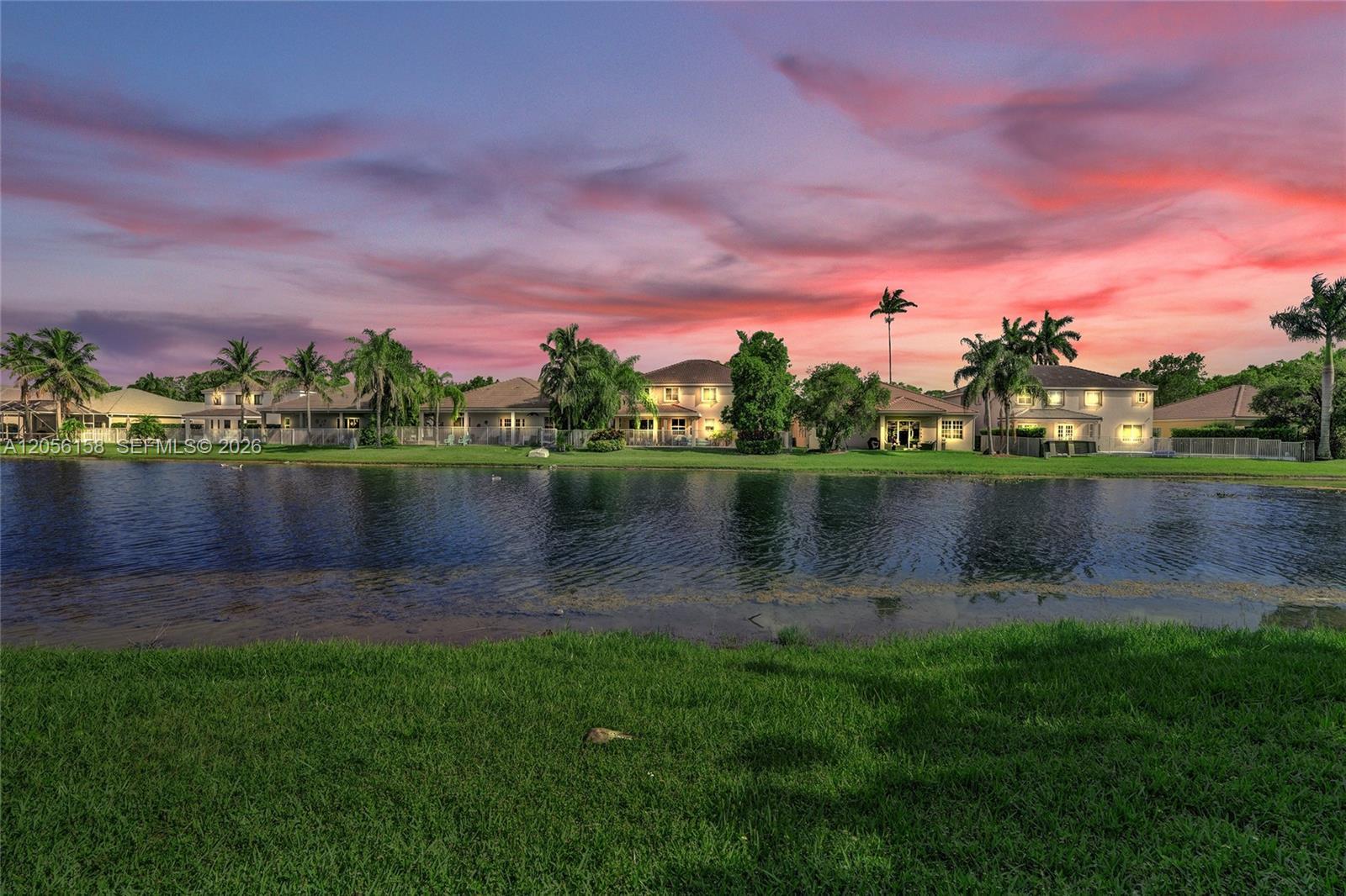 1216 Chinaberry Dr, Weston FL 33327 photo 4