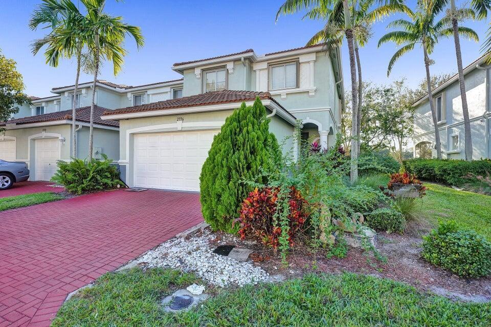 2336 Center Stone Lane, Riviera Beach FL 33404 photo 2