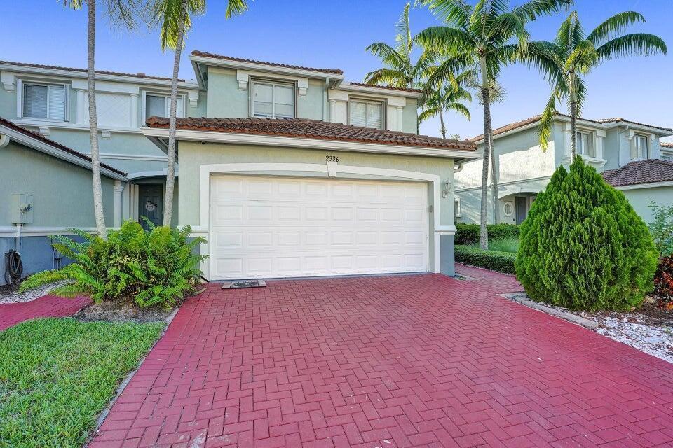 2336 Center Stone Lane, Riviera Beach FL 33404 photo 3