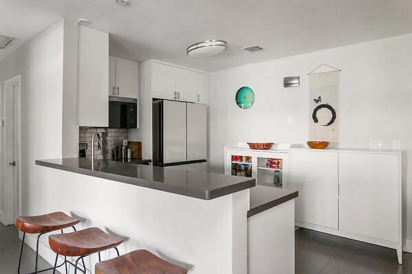9 NE 19th Court # C216, Wilton Manors FL 33305 photo 5